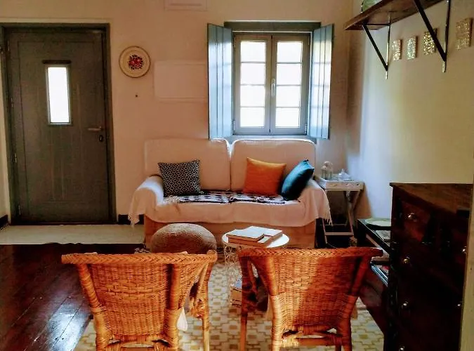 Moita * Moita (Leiria)