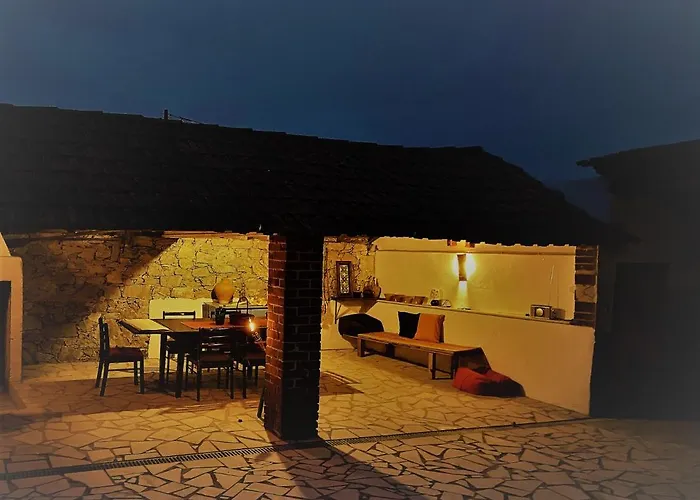 Moita * Moita (Leiria)